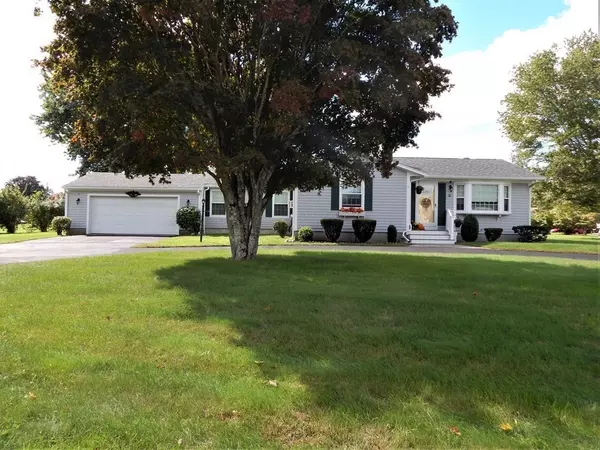 31 Wing Lane, Acushnet, MA 02743