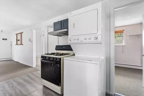 Charlton, MA 01507,68 Osgood Rd