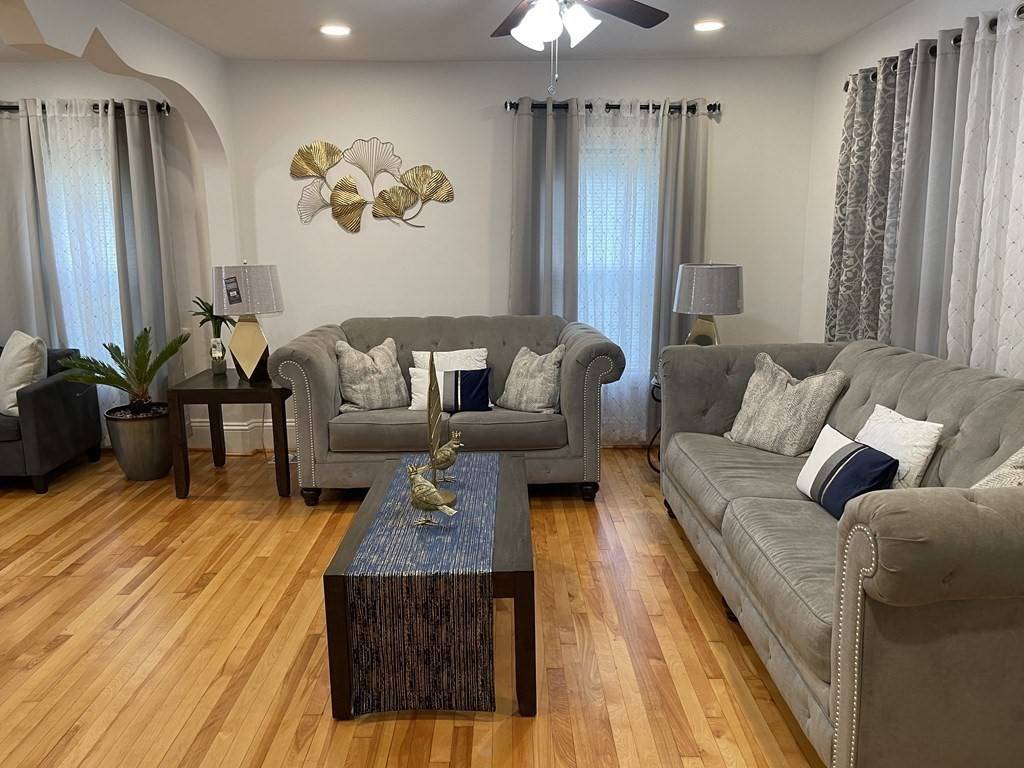 Worcester, MA 01603,29 Douglas St