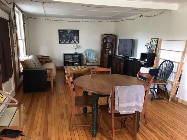 Leyden, MA 01301,838 Greenfield Rd