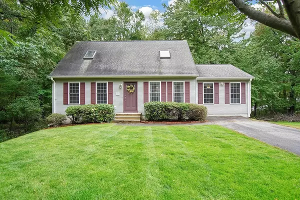 83 Vann St, Springfield, MA 01119