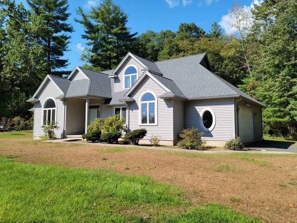 41 Shattuck Road, Hadley, MA 01035