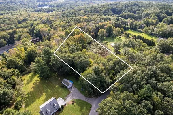 Upton, MA 01568,0 Glenview St