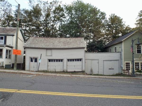 Shelburne, MA 01370,77 Bridge St