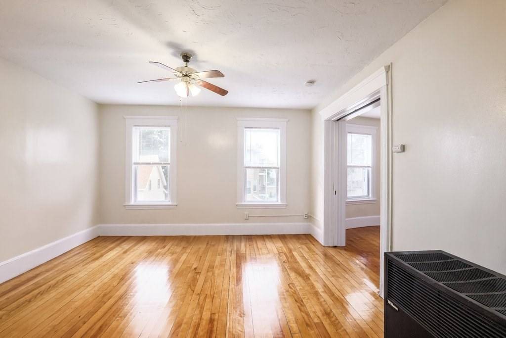 Worcester, MA 01603,19 Woodbine St