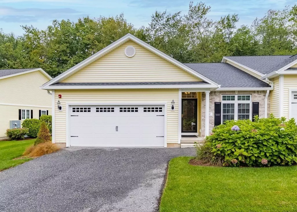 West Springfield, MA 01089,17 Beech Hill Rd #17