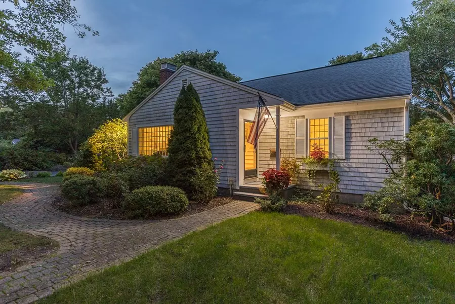 160 Minot Street, Falmouth, MA 02540