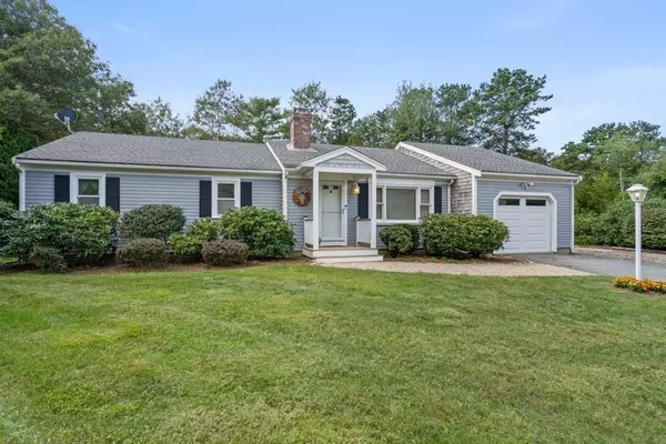 10 Tiller Drive, Falmouth, MA 02356