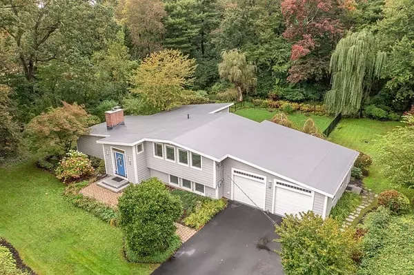 Wenham, MA 01984,10 Puritan Rd