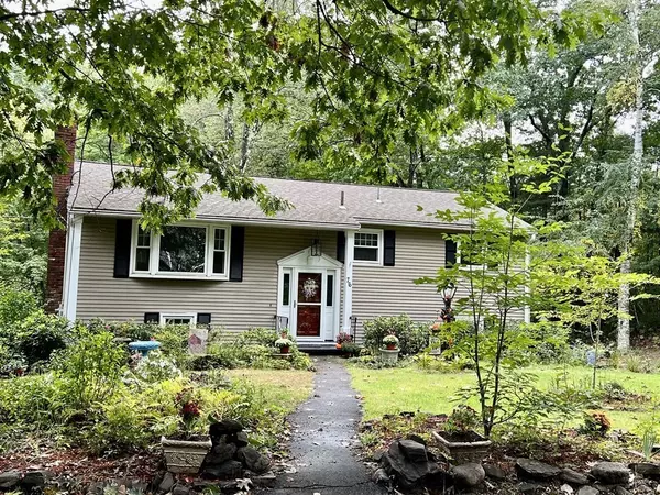 76 Maple Street, Methuen, MA 01844