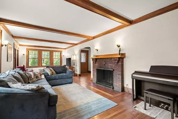 Newton, MA 02459,96 Rowena Rd