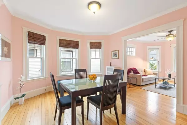 Somerville, MA 02143,7 Lewis St #2