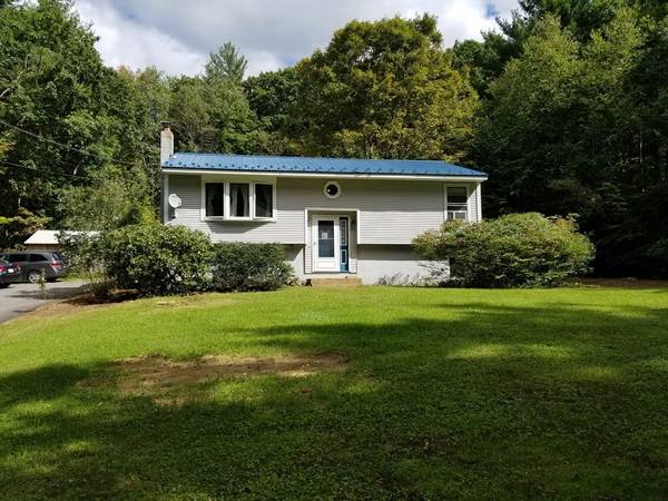 22 New Templeton Road, Hubbardston, MA 01452