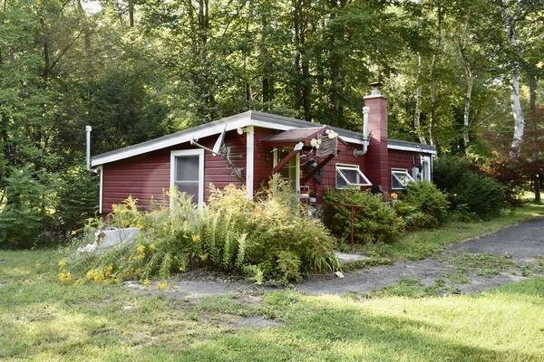 20 Rowe Rd, Charlemont, MA 01367