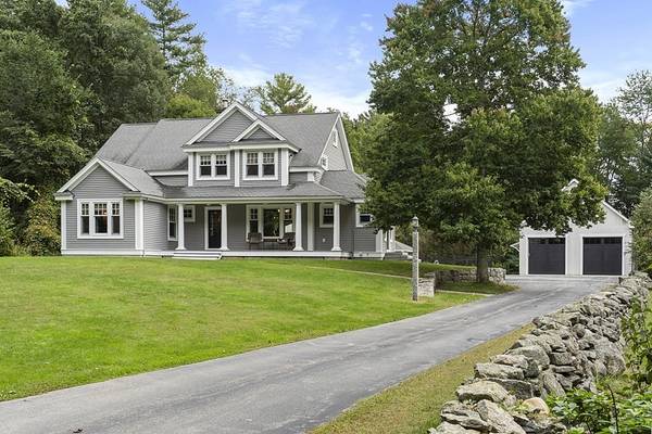 29 Rockmeadow Road, Uxbridge, MA 01569