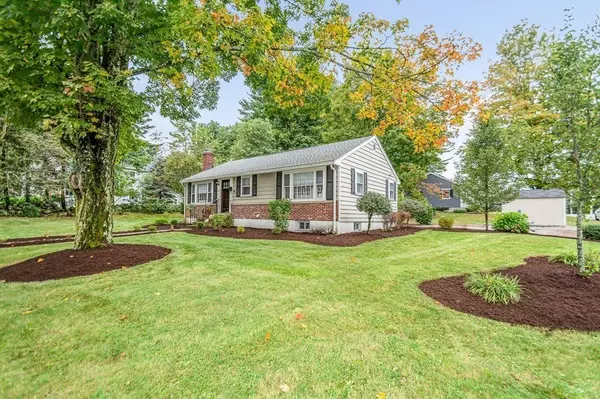 Reading, MA 01867,54 Grove St