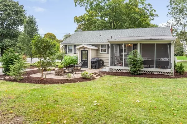 Reading, MA 01867,54 Grove St