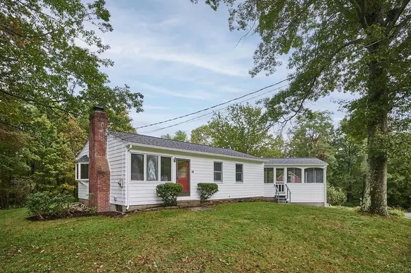 28 Hamilton Drive, Northfield, MA 01360