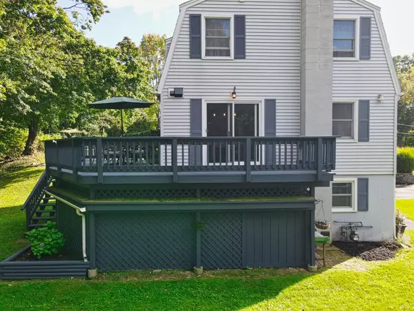 Spencer, MA 01562,17 Greenville St