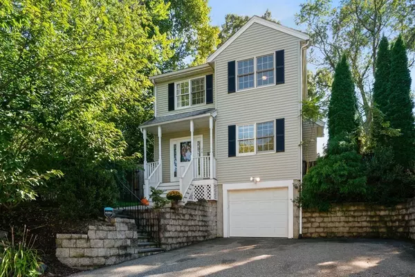 28 Colburn St, Waltham, MA 02451