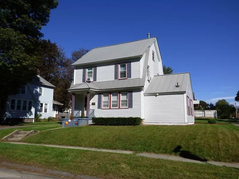 9 Pine Street, Greenfield, MA 01301