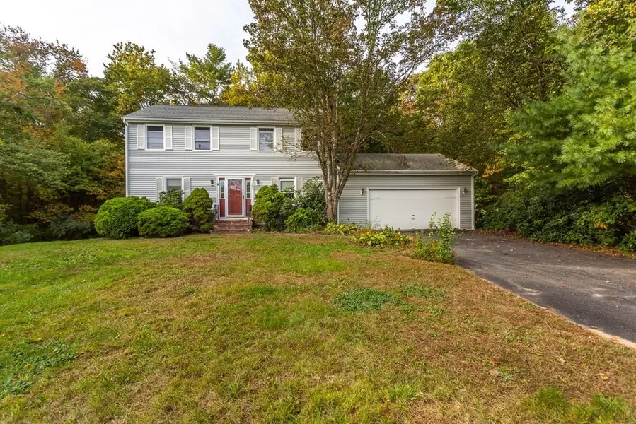 101 Alexandra Dr, Raynham, MA 02767