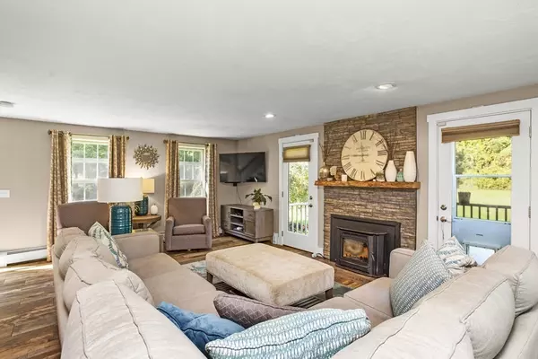 Lakeville, MA 02347,57 County St