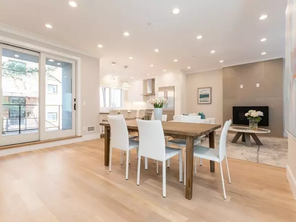 Brookline, MA 02446,20 Fuller St #3