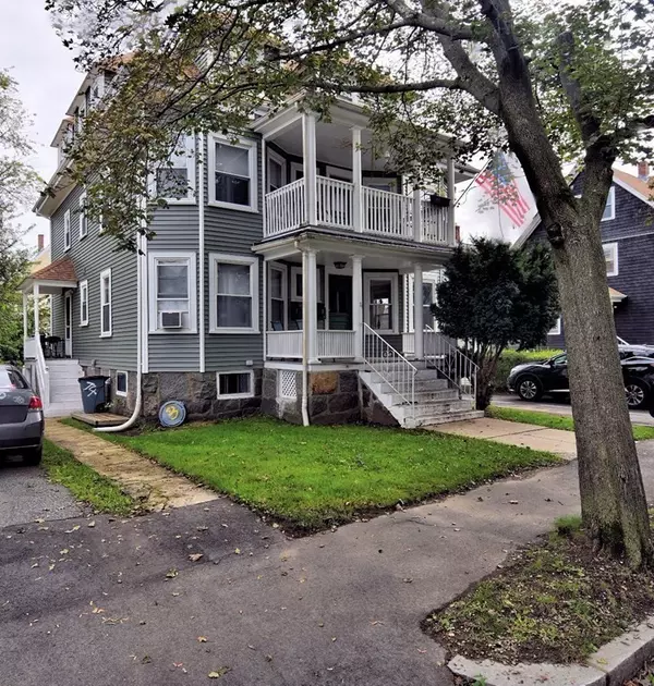 74 Taylor St, Quincy, MA 02170