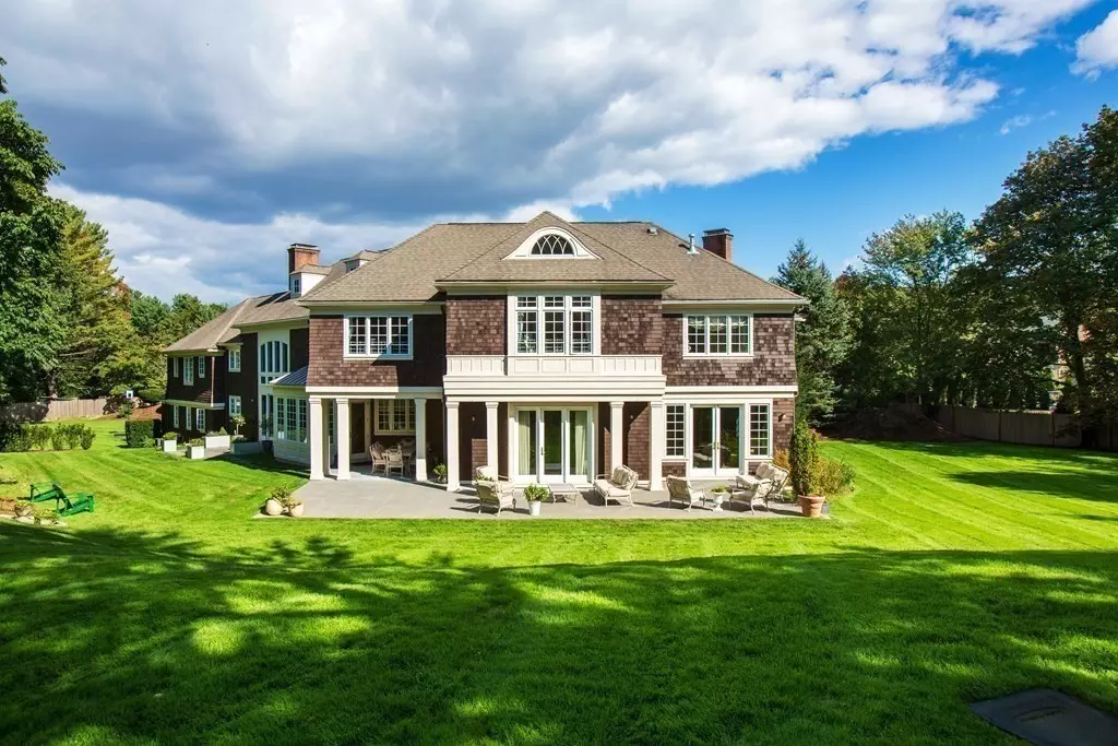 Brookline, MA 02445,375 Lee Street