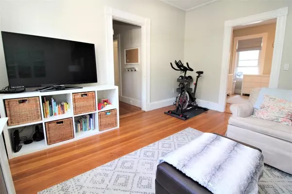 Boston, MA 02131,14 Ardale St #1