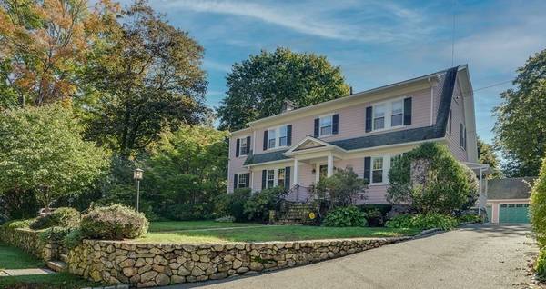 40 Percy Rd, Lexington, MA 02421