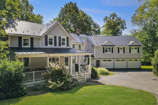 2 Spring Ave, Hamilton, MA 01982