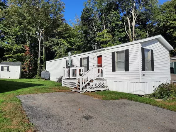 18 Maple #30, Pepperell, MA 01463