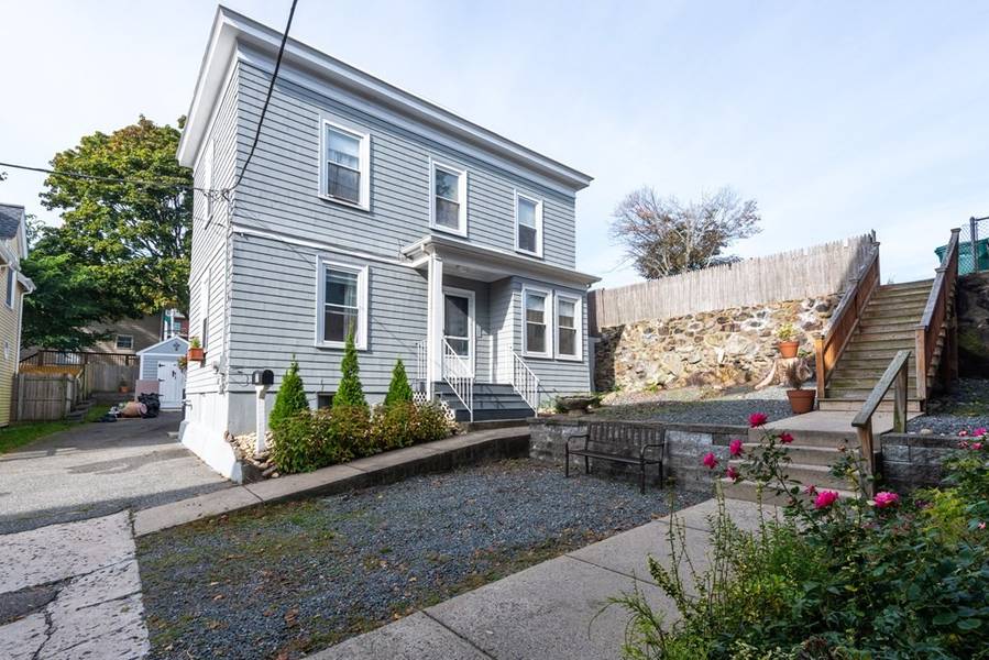 37 Tudor St, Lynn, MA 01902