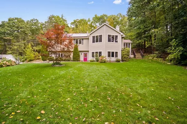 31 Zuell Hill Rd, Monson, MA 01057