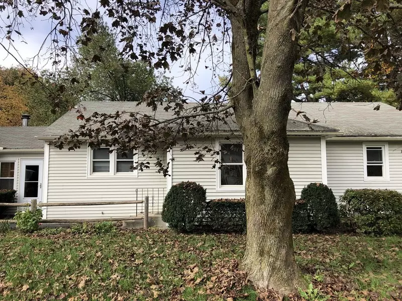 295 West St, Amherst, MA 01002