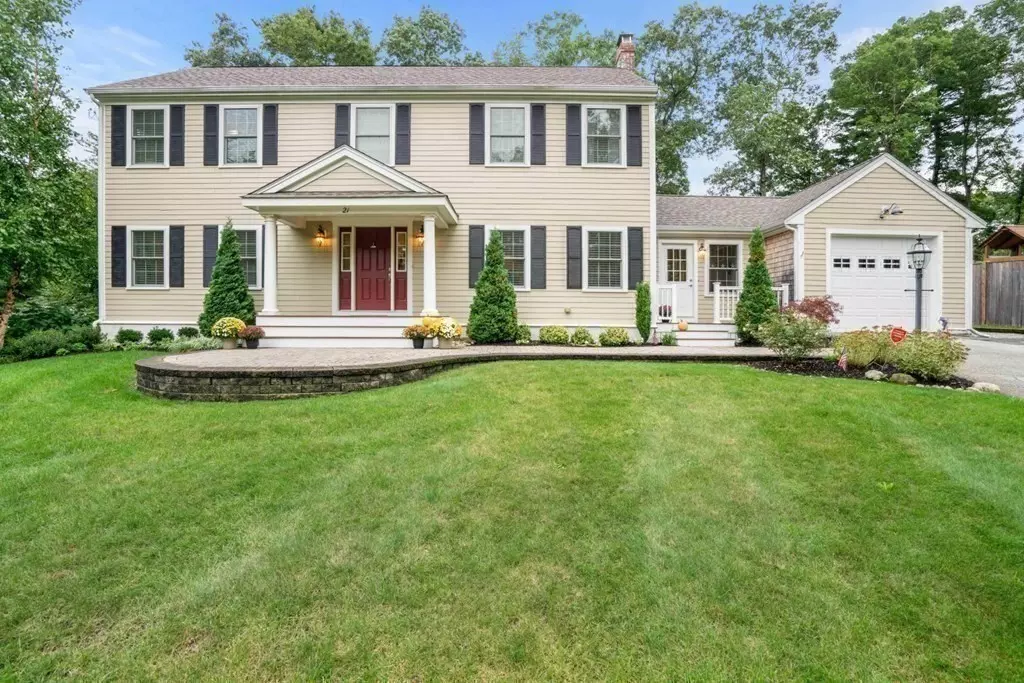 Hingham, MA 02043,21 Pilgrim Road