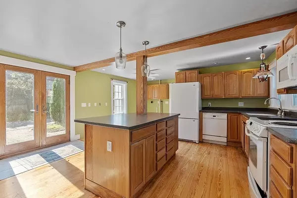 Townsend, MA 01474,20 W Elm Street