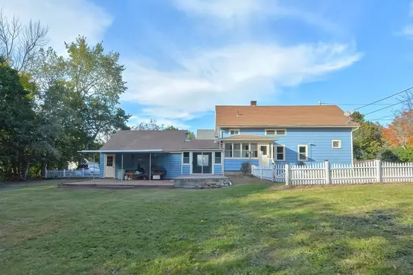 Leicester, MA 01524,11 Spring St