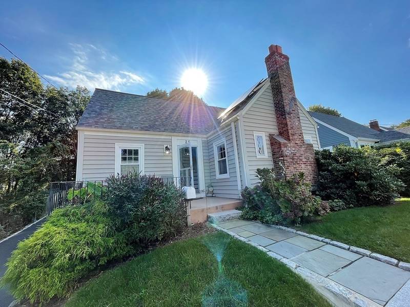 25 Lull St, Westwood, MA 02090