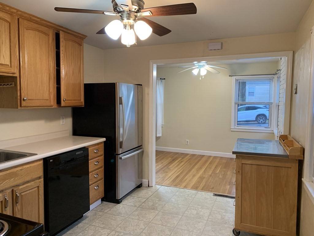 Shrewsbury, MA 01545,17 Brookway Dr