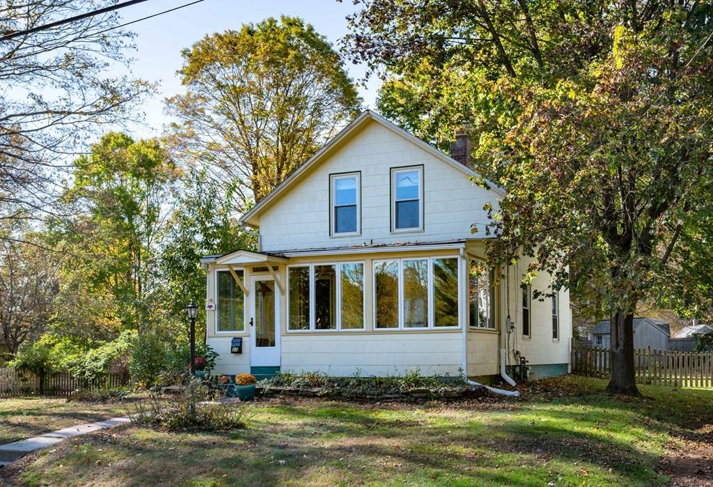 22 Liberty St, Northampton, MA 01062