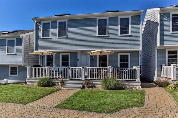 16 Harry Kemp Way #2, Provincetown, MA 02657