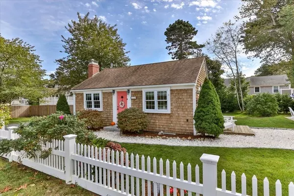 21 Uncle Franks Road, Dennis, MA 02670