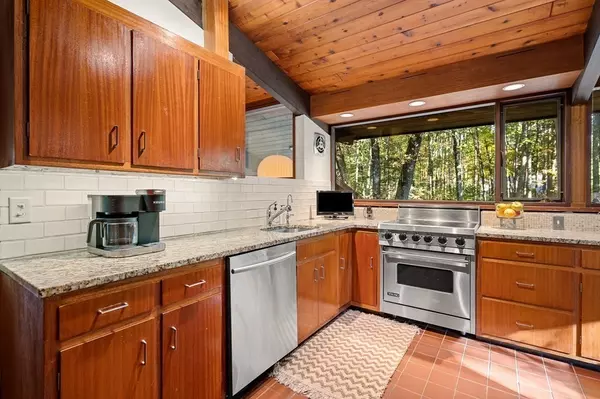 Carlisle, MA 01741,213 Indian Hill Rd