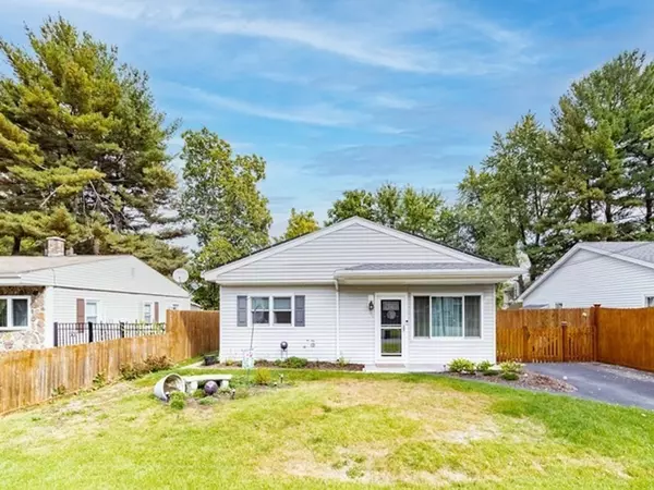 99 Tavistock St, Springfield, MA 01119