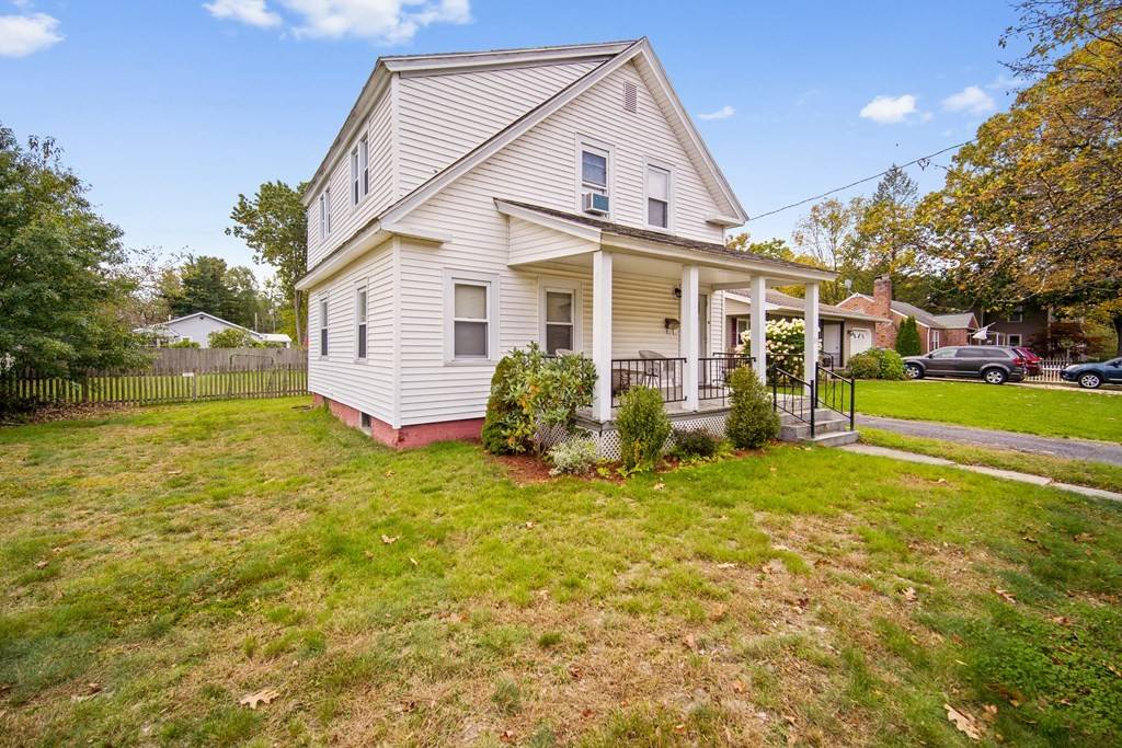 Longmeadow, MA 01106,69 Lawnwood Ave