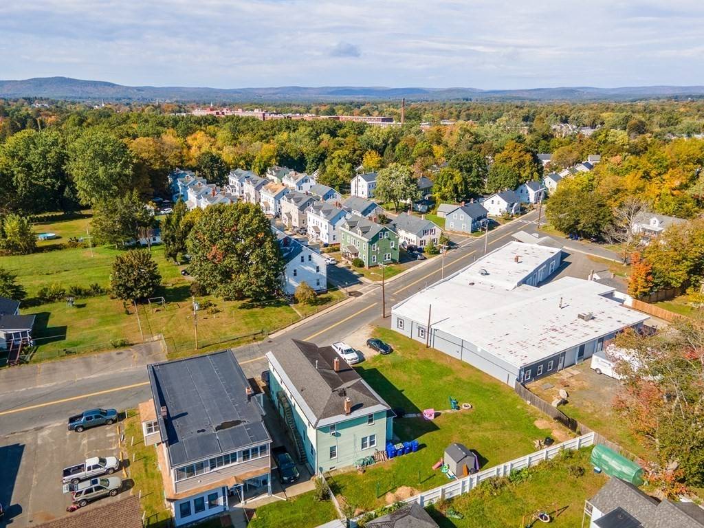 Easthampton, MA 01027,7-9 Broderick St