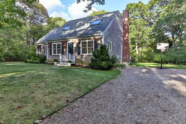 16 Newtown Rd, Sandwich, MA 02563